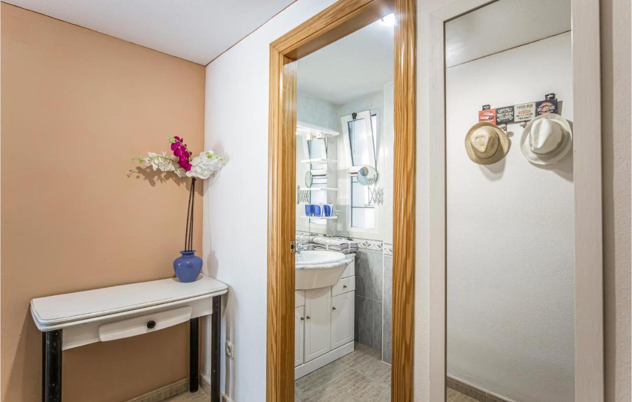 1 Bedroom Cozy Apartment In Miramar Exterior foto